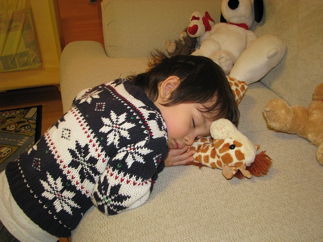 幼稚園は昼寝なし？お昼寝しないで大丈夫？眠い子への対処法。